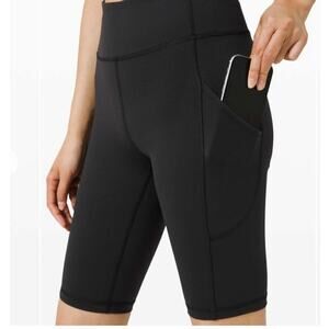 Lululemon Invigorate High-Rise Short 10" Size 10 EUC